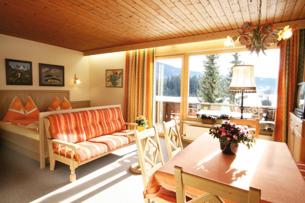 Chalet Cristall Leutasch Habitación foto